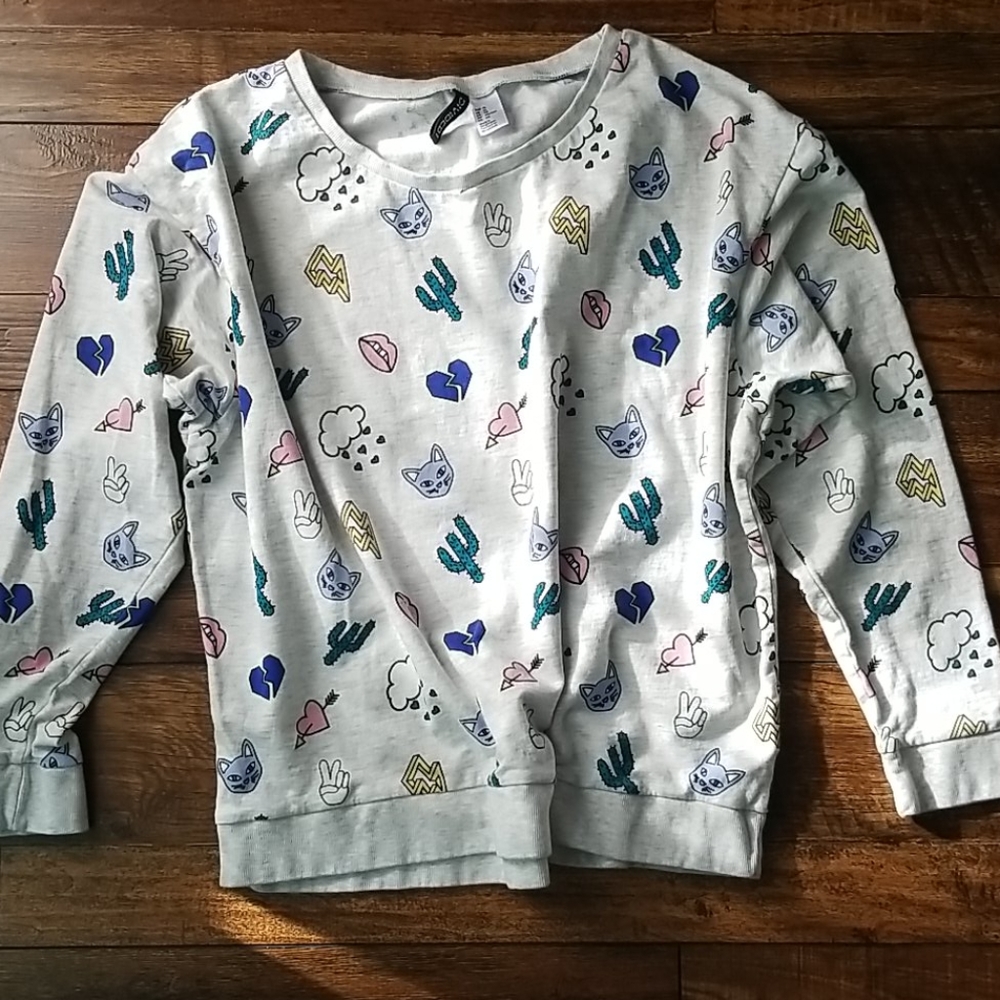 H&M graphic lightweight sweater